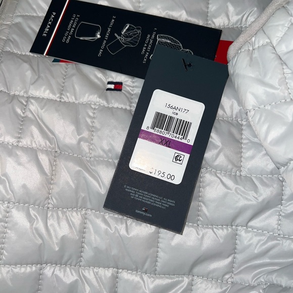 Tommy Hilfiger Men's Packable Down Puffer Hooded Jacket $195.00. - Picture 16 of 16